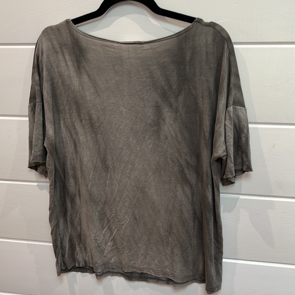 Saints & Hearts Large western style T-shirt women’s - Picture 4 of 4